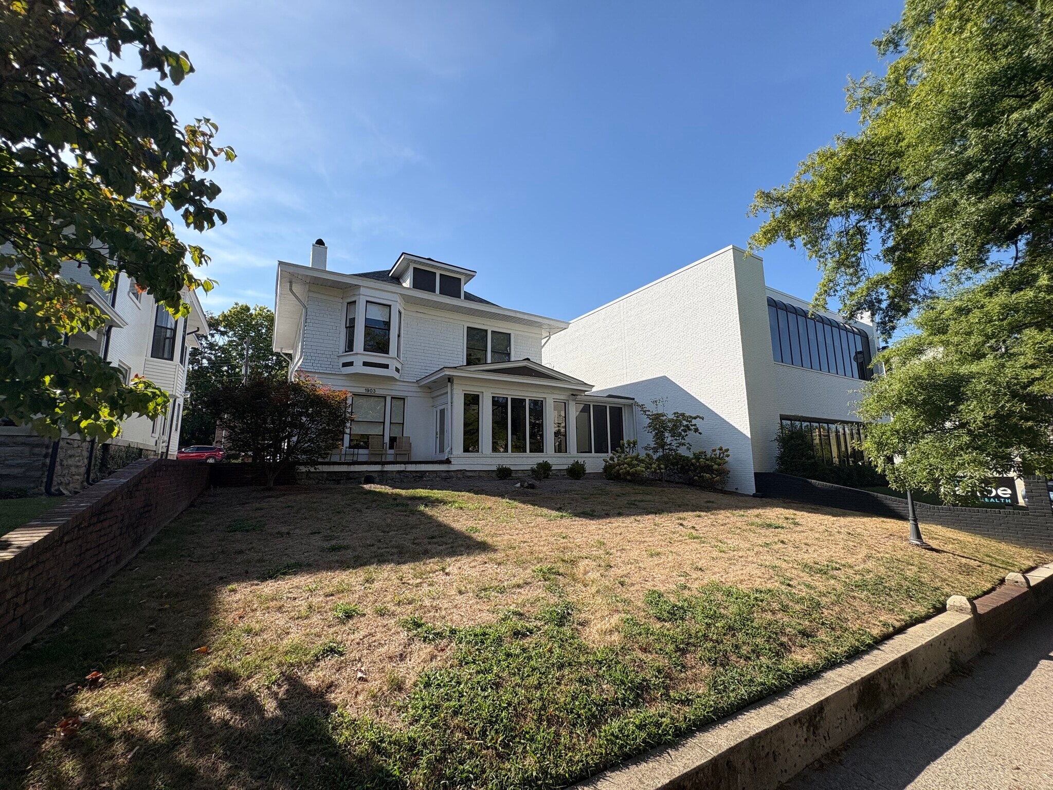 1903 21st Ave S, Nashville, TN à louer Photo de l’immeuble– Image 1 sur 10