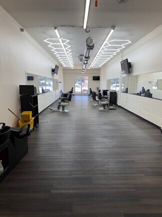 Plus de détails pour 21816-21820 Devonshire St, Chatsworth, CA - Local commercial à louer