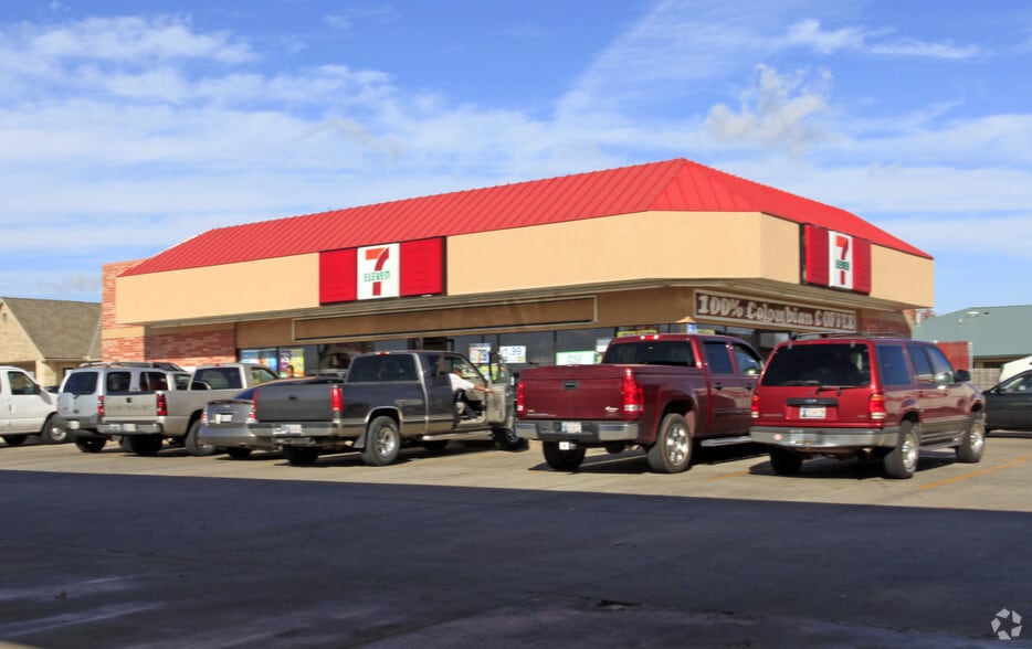 1509 S Post Rd, Oklahoma City, OK à louer - Photo principale – Image 1 sur 6
