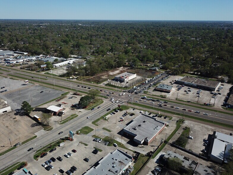 11311 Florida Blvd, Baton Rouge, LA à vendre - Photo de l’immeuble – Image 3 sur 6
