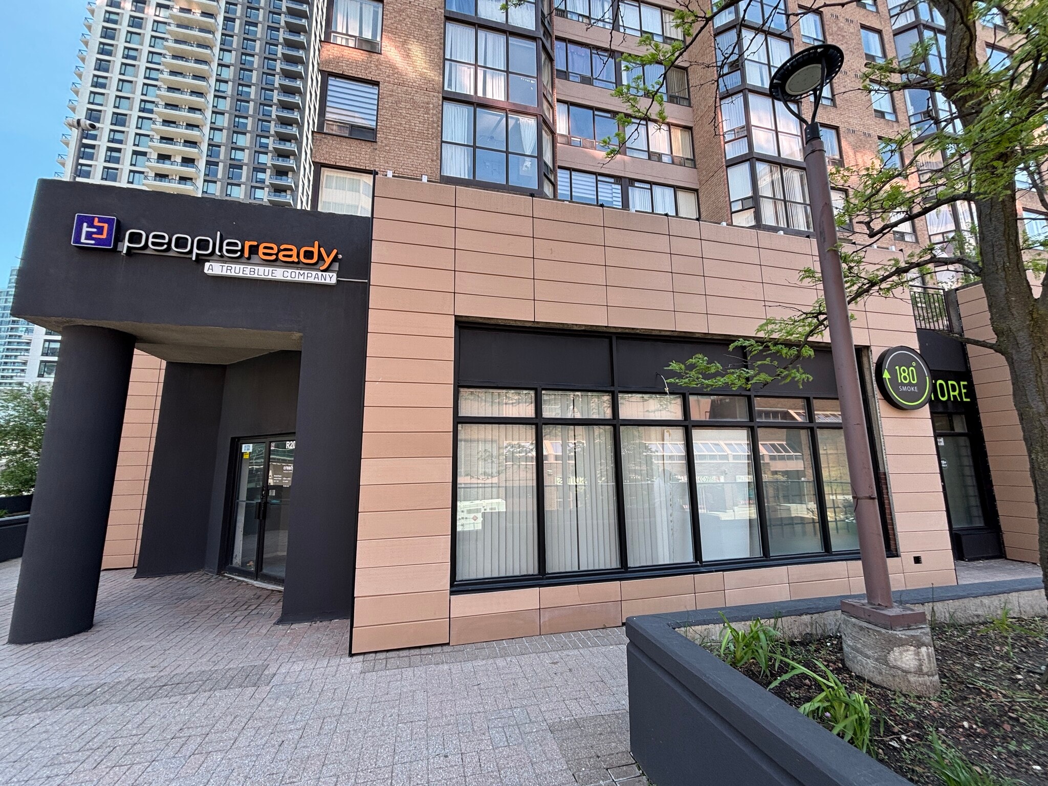 265 Enfield Pl, Mississauga, ON à louer Photo intérieure– Image 1 sur 4