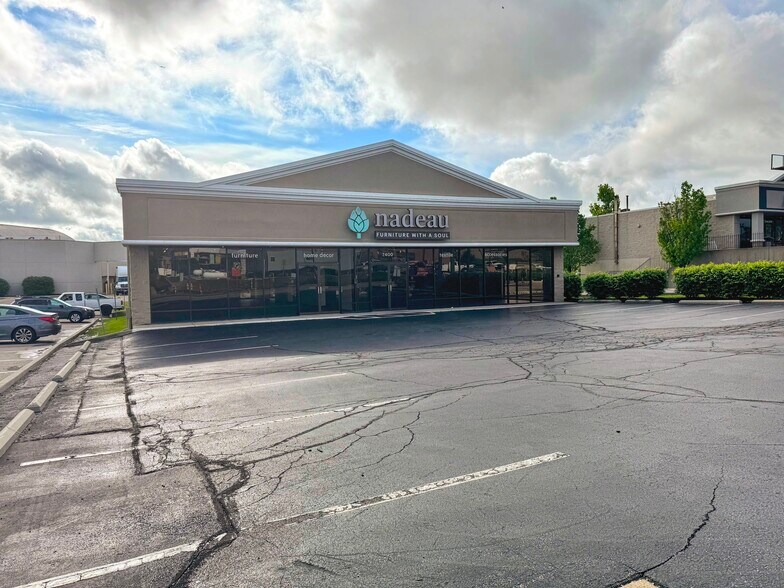 7400 Kenwood Rd, Cincinnati, OH à louer - Photo de l’immeuble – Image 1 sur 7