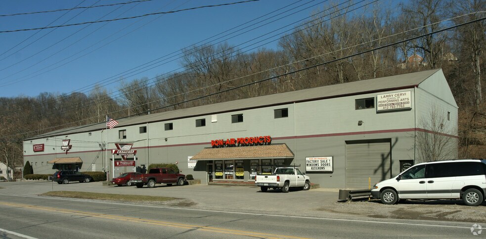 145-149 Sandy Creek Rd, Verona, PA à vendre - Photo de l’immeuble – Image 2 sur 20