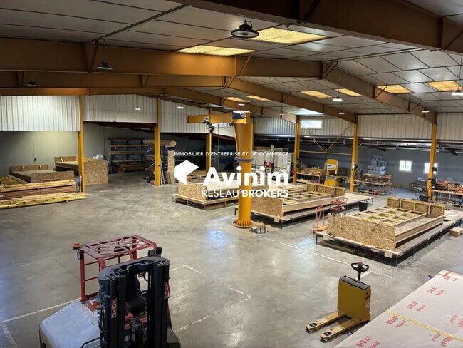 Plus de détails pour Industriel/Logistique à louer