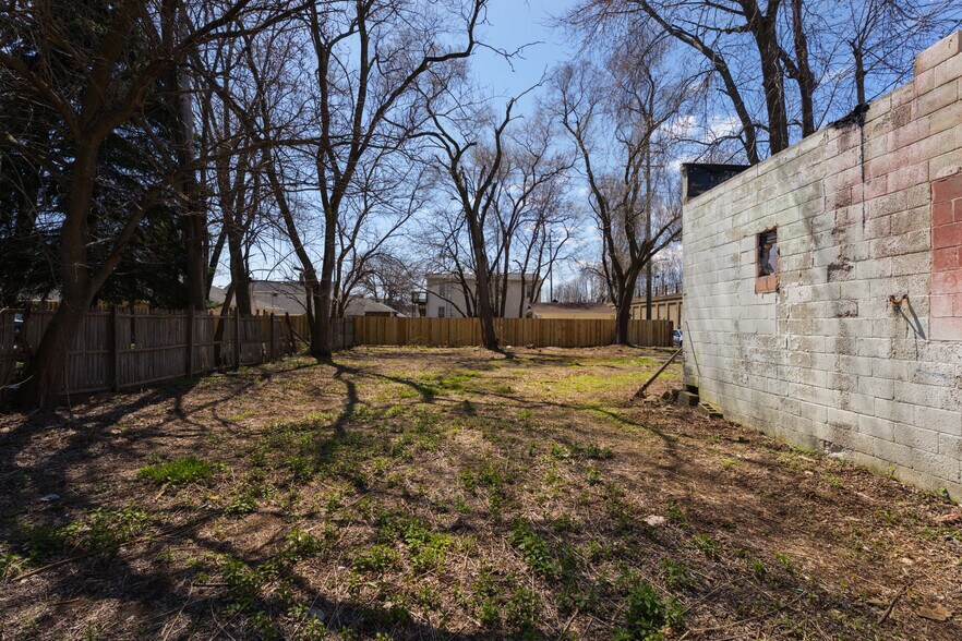 6315 13th Ave, Kenosha, WI à vendre - Photo principale – Image 1 sur 18