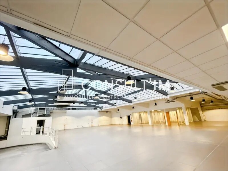 Local commercial dans Paris à louer Photo de l’immeuble– Image 1 sur 8