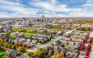 Plus de détails pour 710 E Ferry St, Detroit, MI - Logement à vendre