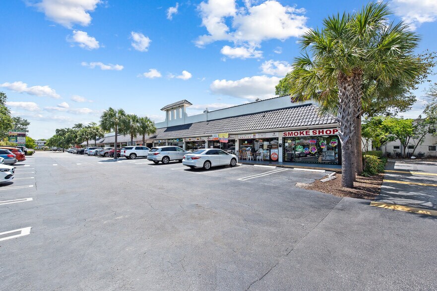 900 E Atlantic Blvd, Pompano Beach, FL à vendre - Photo de l’immeuble – Image 3 sur 13