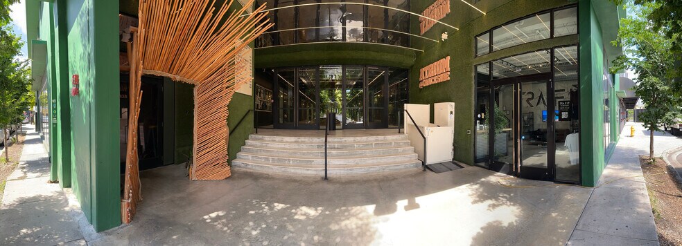 51 NE 24th St, Miami, FL à louer - Photo de l’immeuble – Image 2 sur 15