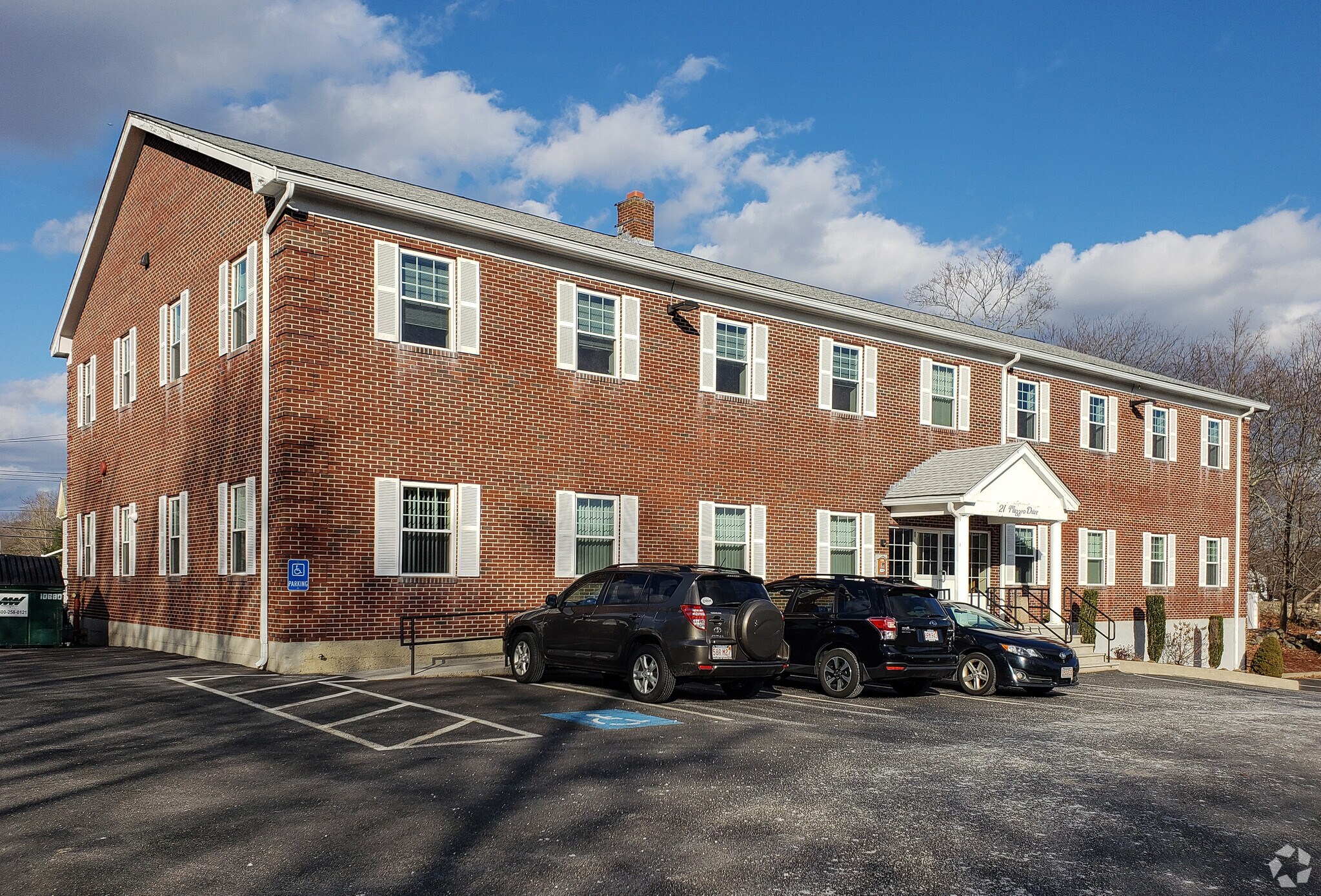 21 Mazzeo Dr, Randolph, MA à vendre Photo principale– Image 1 sur 20