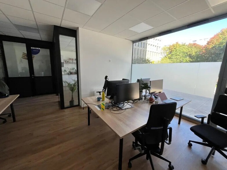 6 Allée Pauline-Isabelle Utile, Nantes à louer - Photo de l’immeuble – Image 3 sur 9