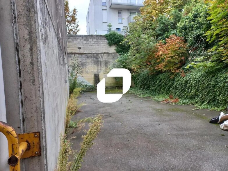 Local d’activités dans Roubaix à louer - Photo de l’immeuble – Image 2 sur 5