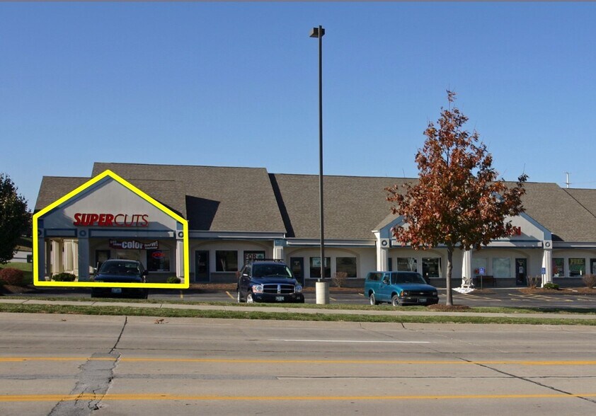 1345 Triad Center Dr, Saint Peters, MO à louer - Photo de l’immeuble – Image 2 sur 19