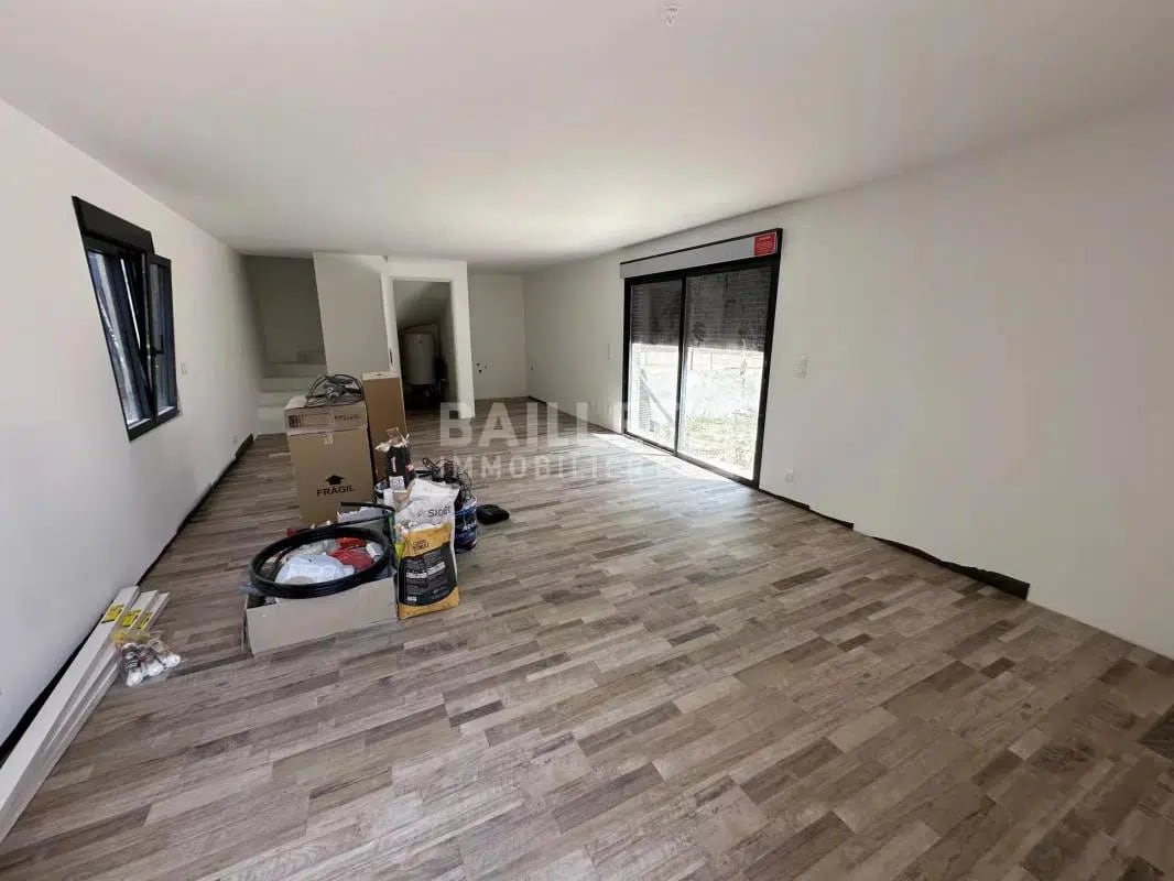 Bureau dans Montauroux à louer Photo intérieure– Image 1 sur 12