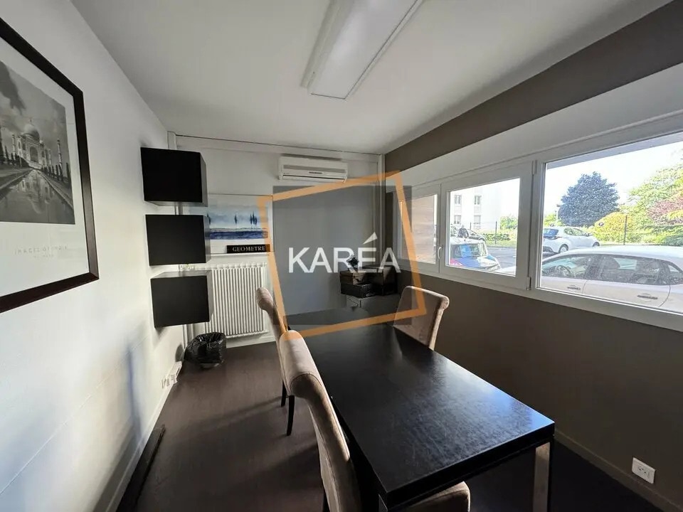 Bureau dans Mareuil-lès-Meaux à vendre Photo de l’immeuble– Image 1 sur 14