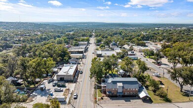 301 NE Barnard St, Glen Rose, TX - Vue aérienne vue de carte - Image1