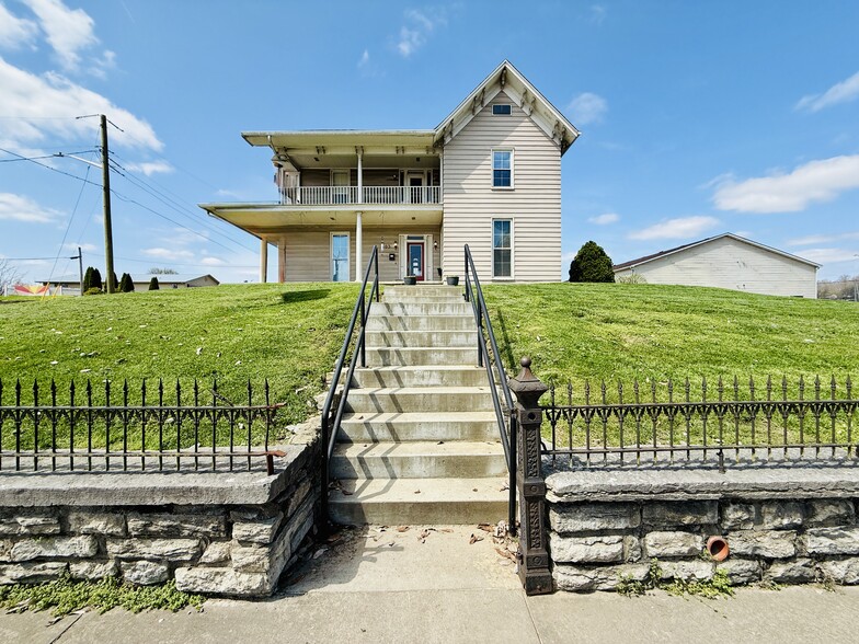 403 George St, Aurora, IN à vendre - Photo de l’immeuble – Image 1 sur 29