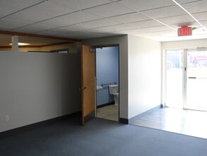 223 N Seymour St, Fond Du Lac, WI à louer Photo intérieure– Image 2 sur 15