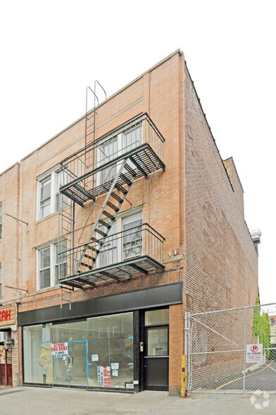 2540 Steinway St, Long Island City, NY à louer - Photo principale – Image 1 sur 11