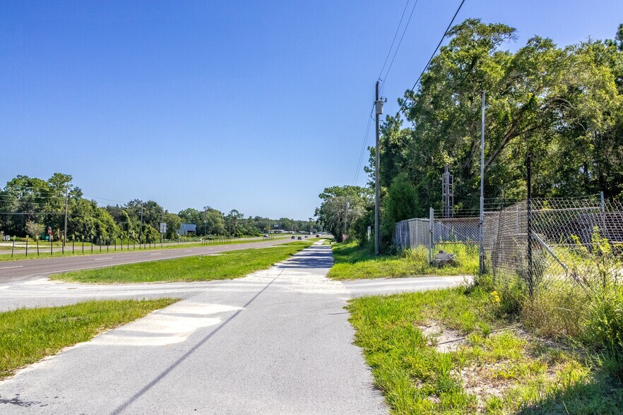 15440 Cortez Blvd, Brooksville, FL à vendre - Photo de l’immeuble – Image 3 sur 54