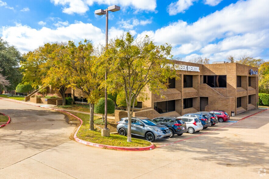 350 Westpark Way, Euless, TX à louer - Photo de l’immeuble – Image 2 sur 18