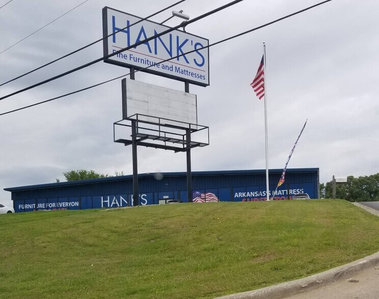 1211 Highway 62 65 N, Harrison, AR à louer - Photo principale – Image 1 sur 2