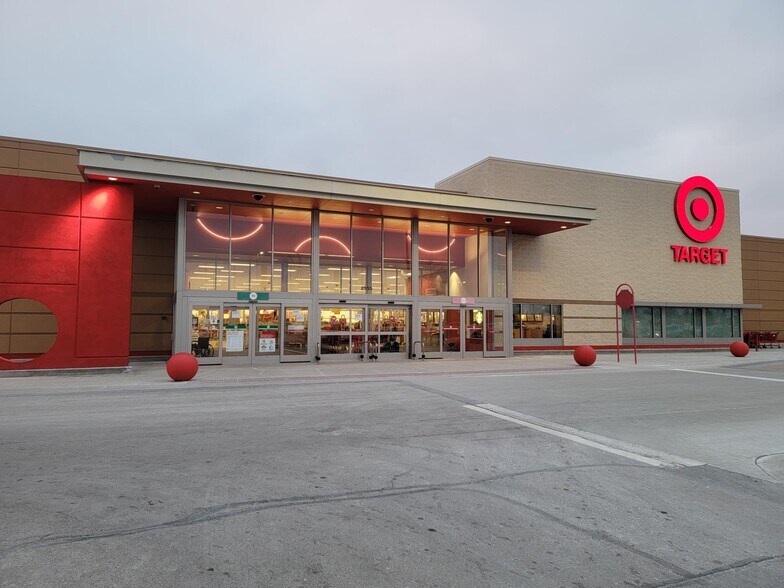 2453-2587 Sycamore Rd, Dekalb, IL à louer - Photo de l’immeuble – Image 3 sur 9