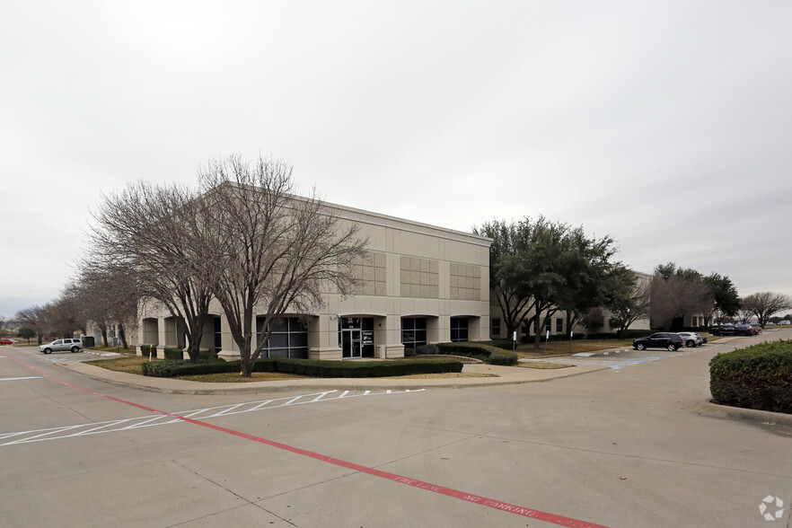 4700-4708 Mercantile Dr, Fort Worth, TX à louer - Photo de l’immeuble – Image 1 sur 5