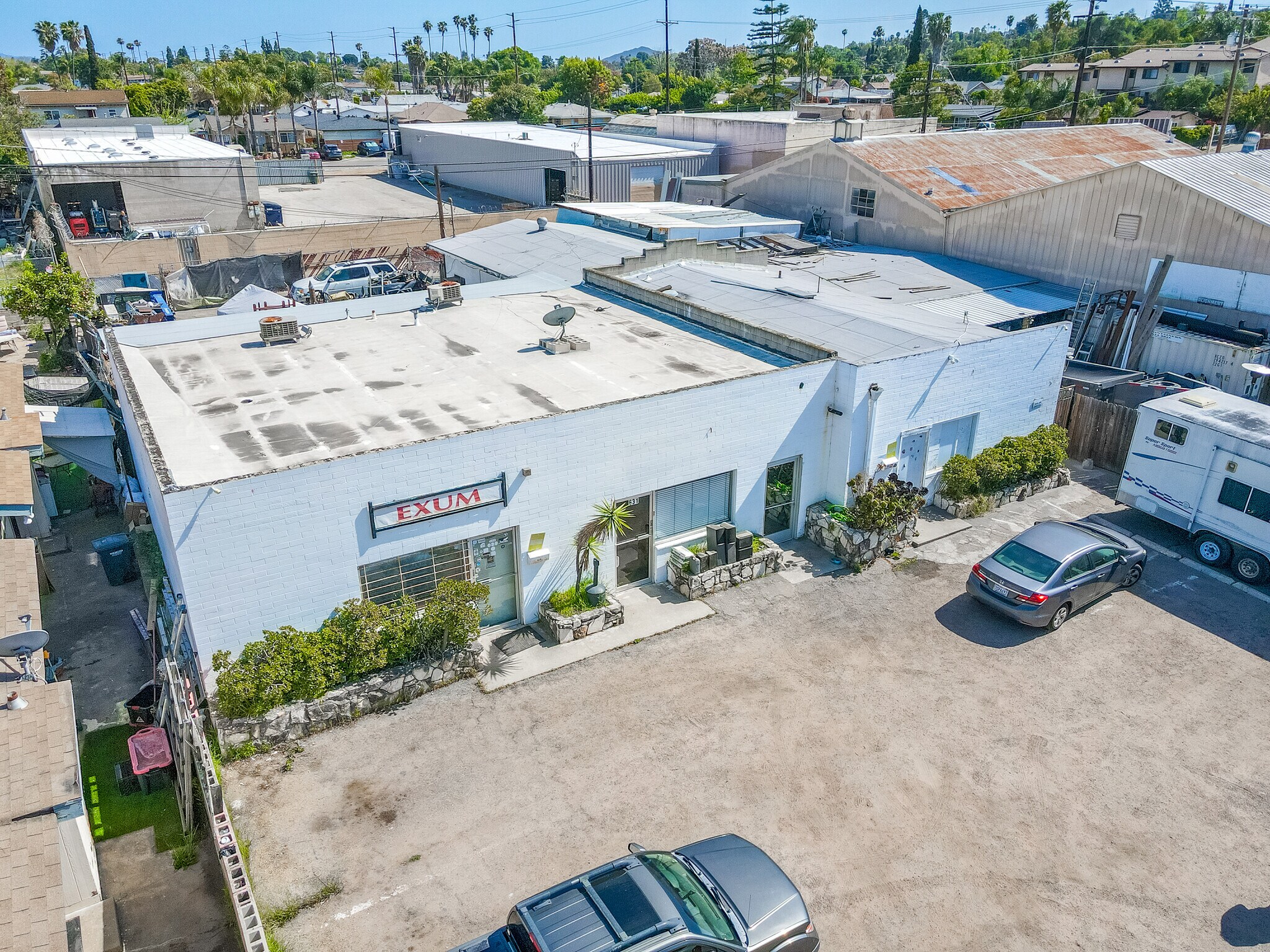 629-633 W 5th Ave, Escondido, CA à vendre Photo de l’immeuble– Image 1 sur 7