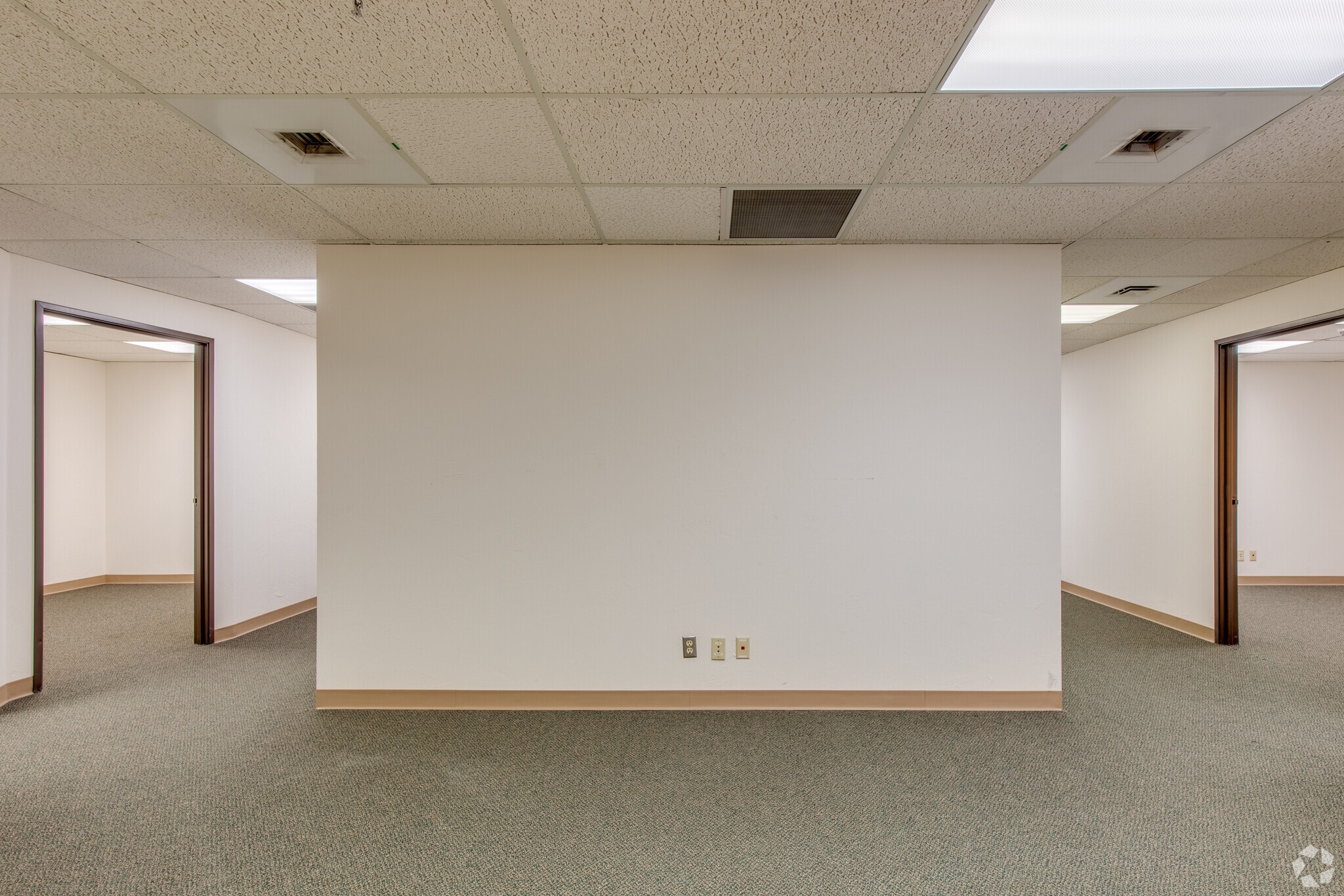 1300 S Meridian Ave, Oklahoma City, OK à vendre Photo intérieure– Image 1 sur 5