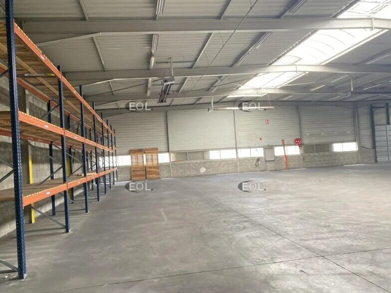 Industriel/Logistique dans Genas à louer - Photo intérieure – Image 3 sur 20