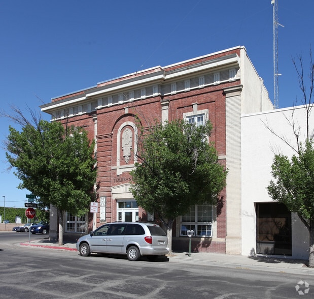 212 2nd Ave W, Twin Falls, ID à louer - Photo principale – Image 1 sur 3