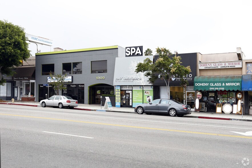 10600 W Pico Blvd, Los Angeles, CA à louer - Photo de l’immeuble – Image 3 sur 10