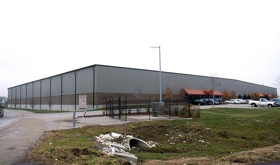 4617-4641 Crossroads Industrial Dr, Bridgeton, MO à louer - Photo de l’immeuble – Image 3 sur 6