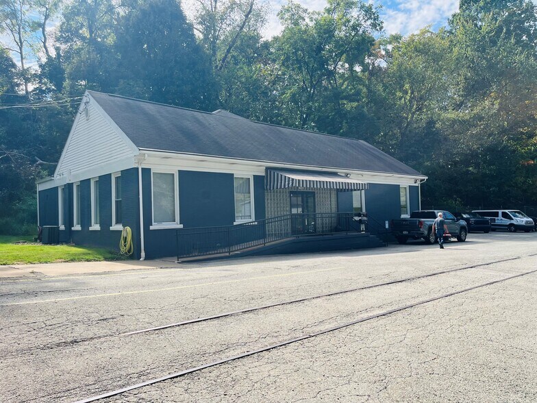 12 Plum St, Verona, PA à vendre - Photo de l’immeuble – Image 2 sur 8