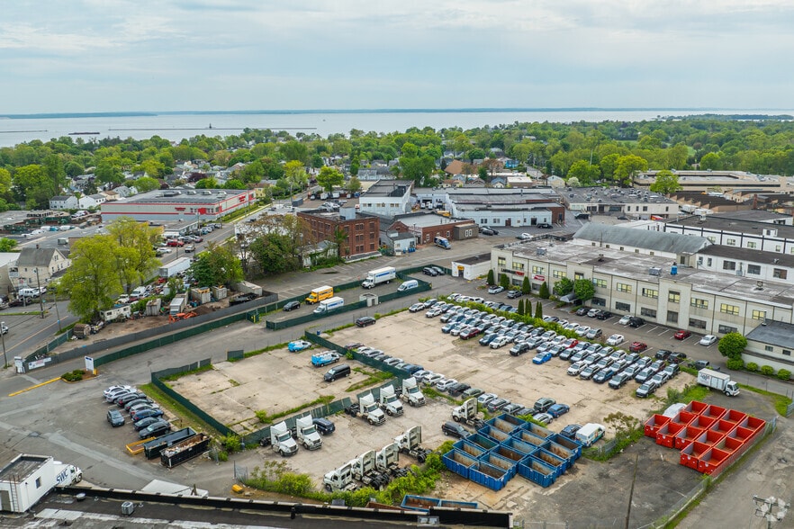 375 Fairfield Ave, Stamford, CT à louer - Aérien – Image 2 sur 11