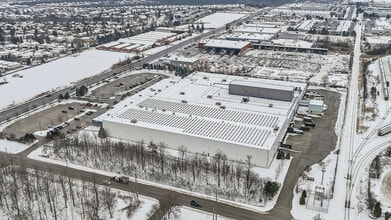 545 Speedvale Ave W, Guelph, ON à louer Photo de l’immeuble– Image 1 sur 6