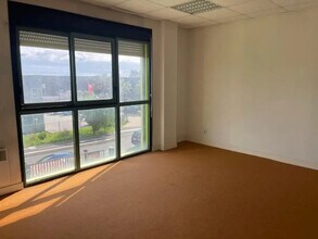 Local d'activités dans Mauguio à vendre Photo intérieure– Image 2 sur 8