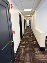 33 E Pittsburgh St, Greensburg, PA à louer Photo intérieure– Image 2 sur 11