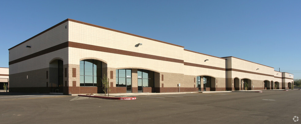 8550 N 91st Ave, Peoria, AZ à louer - Photo de l’immeuble – Image 2 sur 7