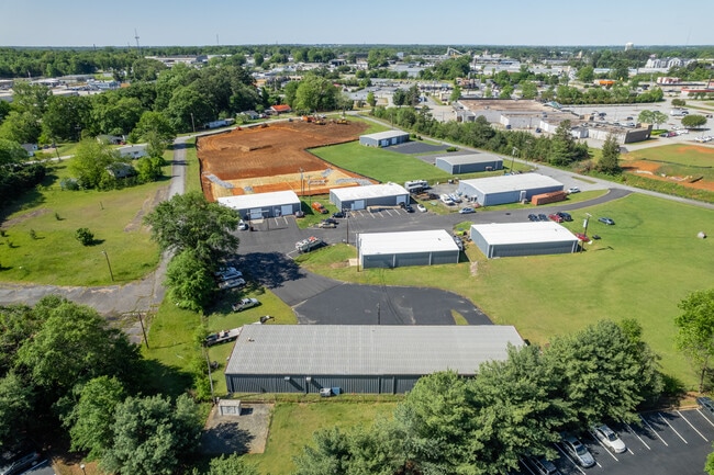 Plus de détails pour 410 Westbrook Ct, Spartanburg, SC - Local d'activités, Industriel/Logistique à louer