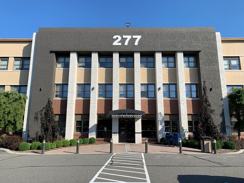 277 Fairfield Rd, Fairfield, NJ à louer - Photo de l’immeuble – Image 2 sur 4
