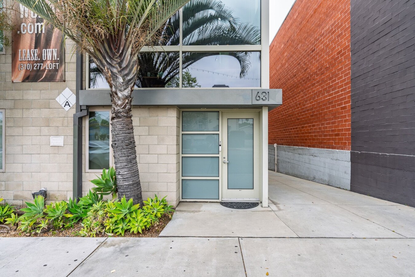 631 N Larchmont Blvd, Los Angeles, CA 90004 - Lot 2 - - Photo intérieure - Image 2 of 19
