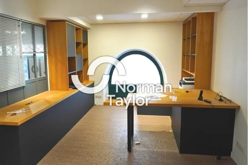 Bureau dans Montpellier à louer Photo de l’immeuble– Image 1 sur 13