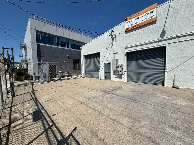 1562-1566 Bancroft Ave, San Francisco, CA à louer - Photo de l’immeuble – Image 3 sur 12