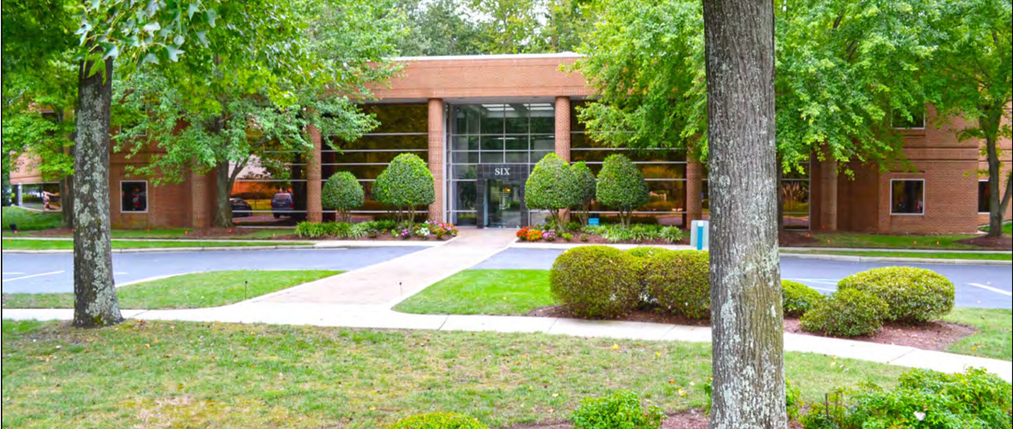 6 Manhattan Sq, Hampton, VA à louer Photo principale– Image 1 sur 10