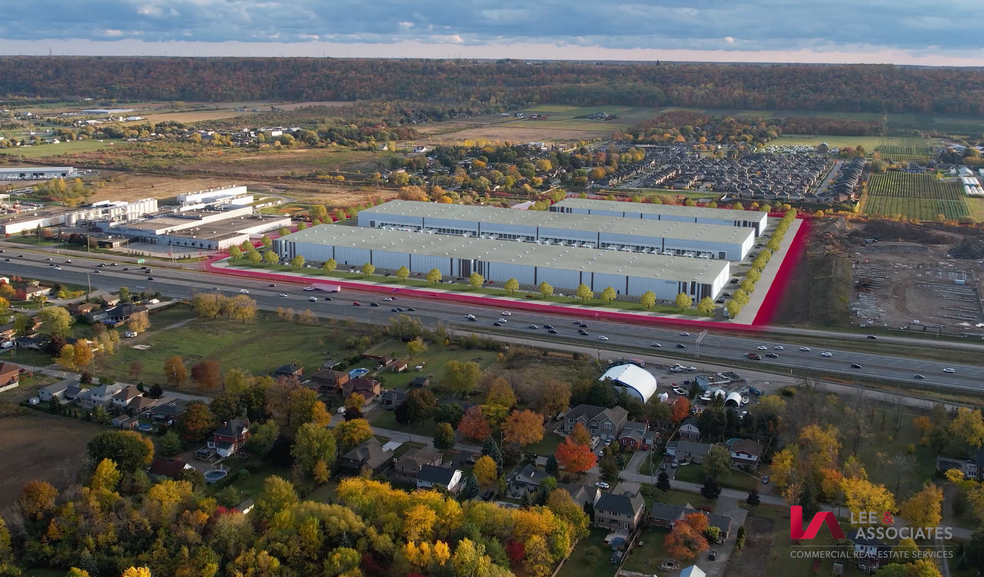 725 S Service Rd, Grimsby, ON à louer - Photo de l’immeuble – Image 1 sur 1
