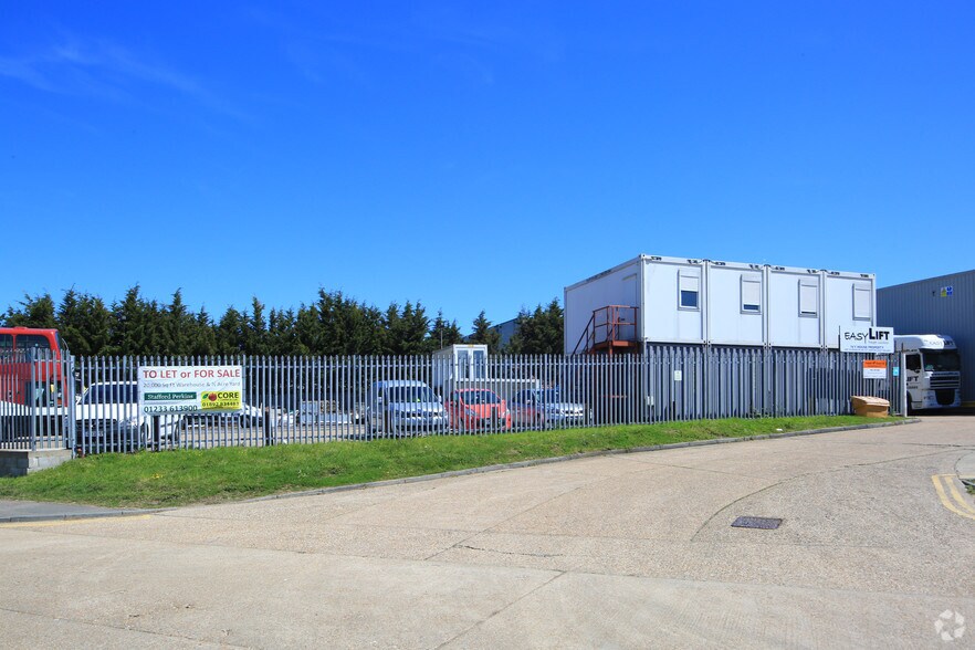 Henwood, Ashford à vendre - Photo de l’immeuble – Image 3 sur 3