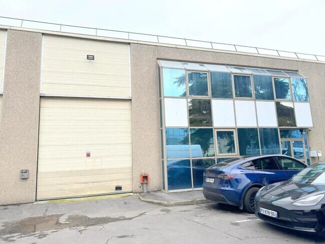 Plus de détails pour 6 Rue Henri De France, Bezons - Bureau, Local d'activités à louer