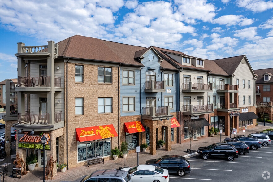 4600 W Village Pl, Smyrna, GA à louer - Photo de l’immeuble – Image 3 sur 22